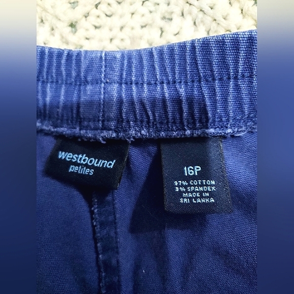 WESTBOUND NAVY CROP PANTS - Picture 5 of 7